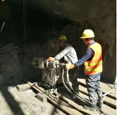 仁化水下抗分散灌浆料特点 水下不分散注浆料介绍